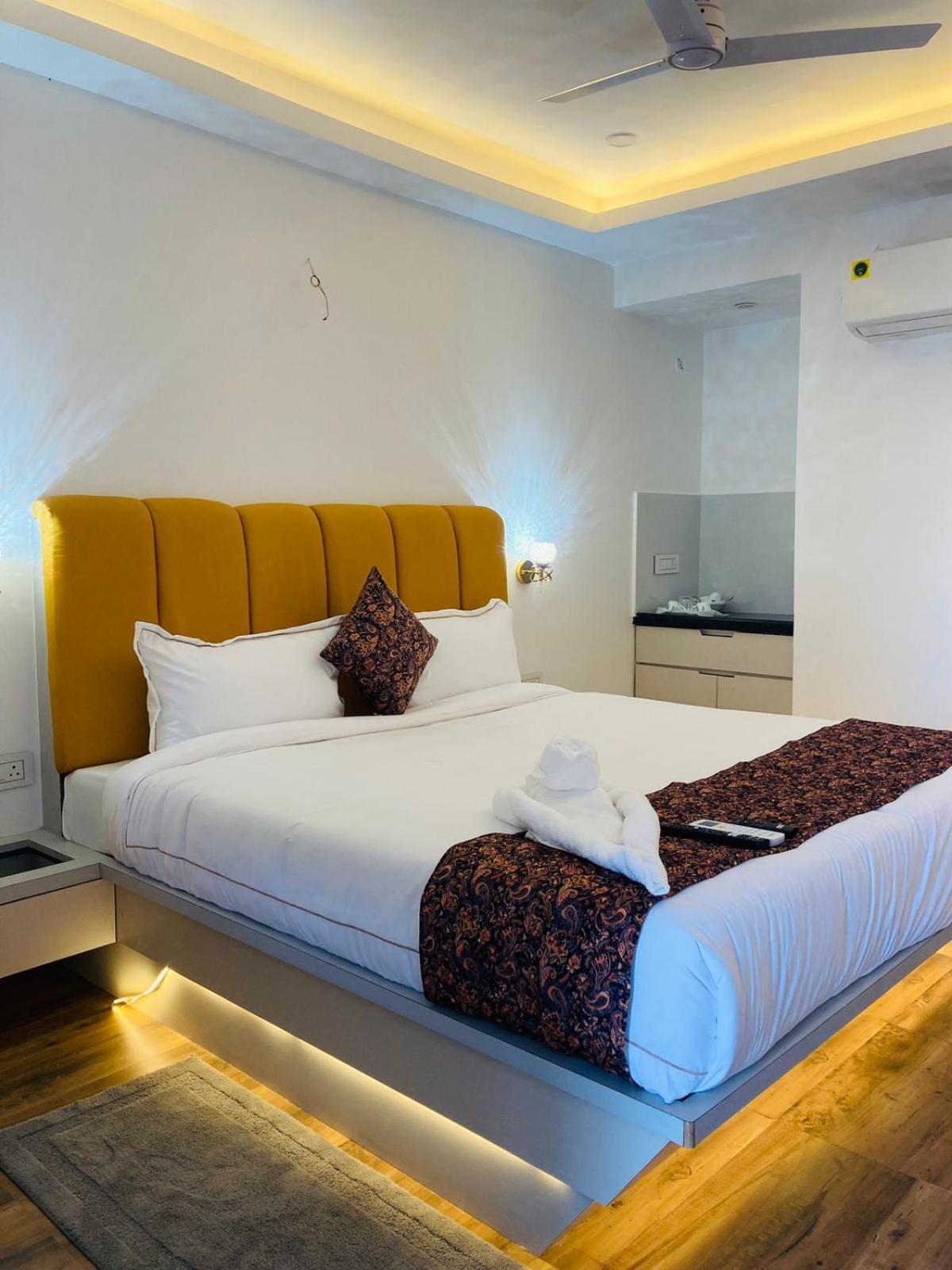 The Lavish Stay Varanasi Eksteriør billede