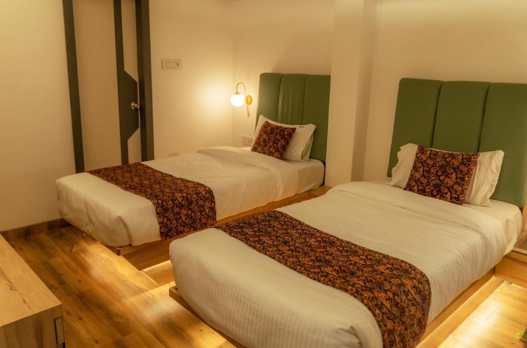 The Lavish Stay Varanasi Eksteriør billede
