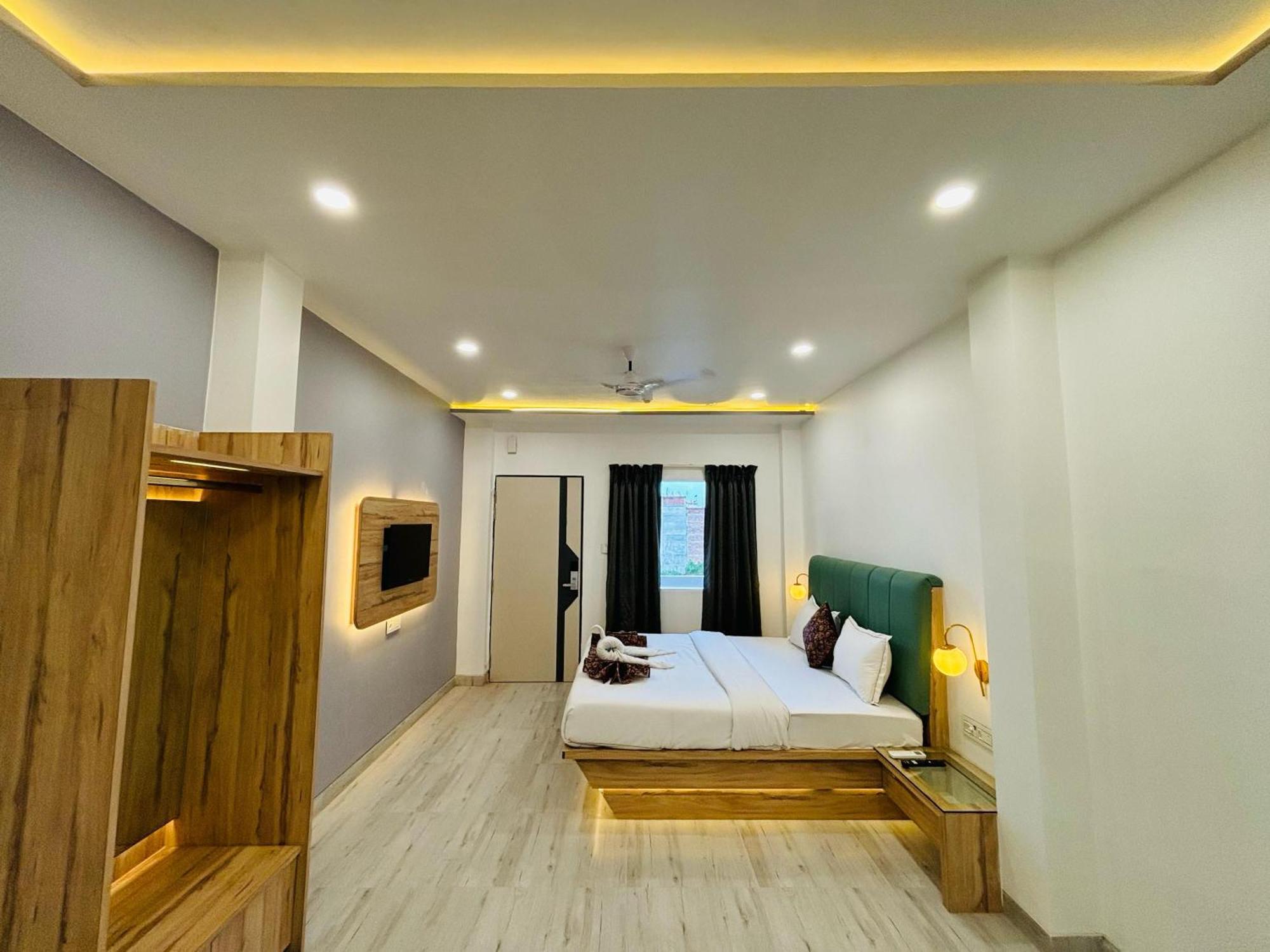 The Lavish Stay Varanasi Eksteriør billede