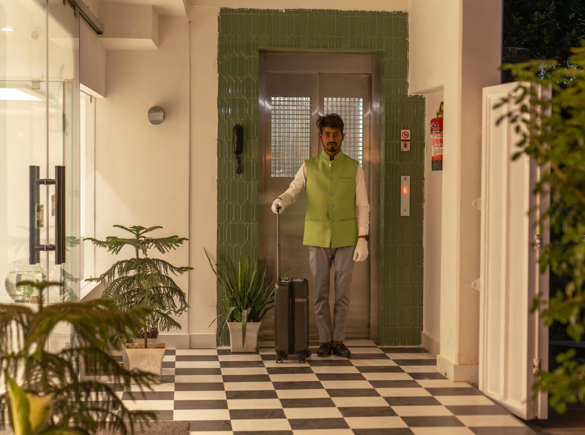 The Lavish Stay Varanasi Eksteriør billede